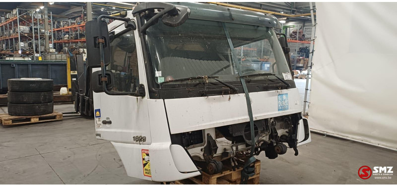 Mercedes-Benz Occ cabine Mercedes - Cab and interior for Truck: picture 2 Mercedes-Benz Occ cabine Mercedes - Cab and interior for Truck: picture 2