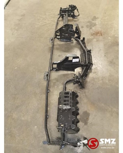 Mercedes-Benz Occ dashboard frame Actros MP3 - Dashboard for Truck: picture 2 Mercedes-Benz Occ dashboard frame Actros MP3 - Dashboard for Truck: picture 2