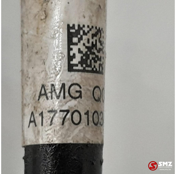 Mercedes-Benz Occ lot koelleidingen motor AMG C63S Mercedes - Cooling system for Car: picture 4 Mercedes-Benz Occ lot koelleidingen motor AMG C63S Mercedes - Cooling system for Car: picture 4