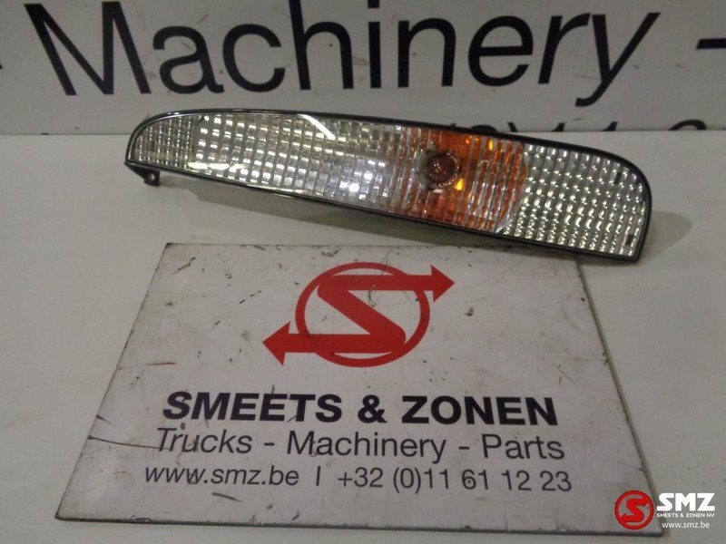 Mercedes-Benz Occ pinker links Mercedes Axor - Turn signal for Truck: picture 1 Mercedes-Benz Occ pinker links Mercedes Axor - Turn signal for Truck: picture 1