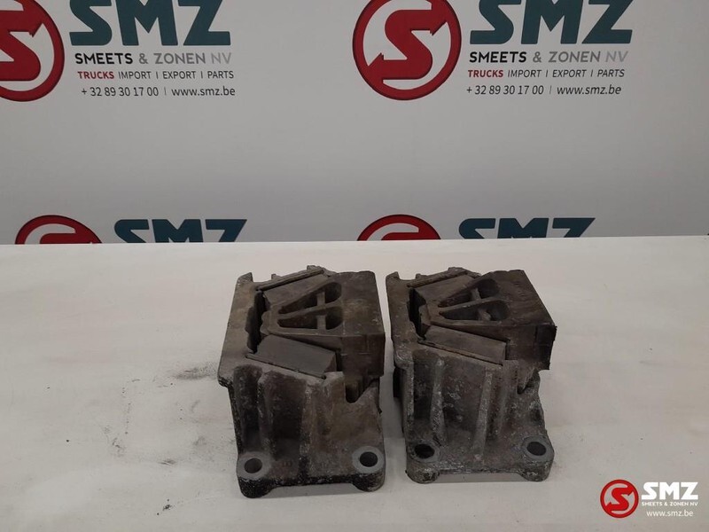 Mercedes-Benz Occ set motorsteunen Mercedes Actros 1831 A9412415 - Engine mount for Truck: picture 3 Mercedes-Benz Occ set motorsteunen Mercedes Actros 1831 A9412415 - Engine mount for Truck: picture 3