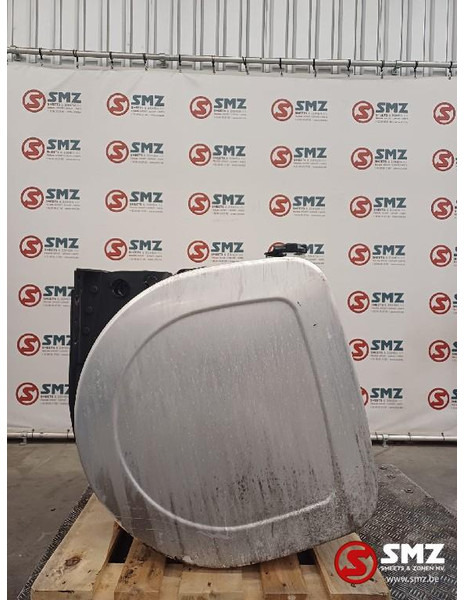 Renault Occ brandstoftank 510L Renault - Fuel tank for Truck: picture 4 Renault Occ brandstoftank 510L Renault - Fuel tank for Truck: picture 4