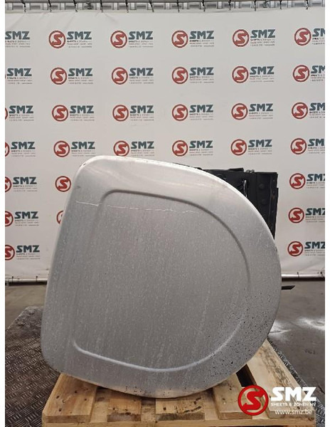 Renault Occ brandstoftank 510L Renault - Fuel tank for Truck: picture 3 Renault Occ brandstoftank 510L Renault - Fuel tank for Truck: picture 3
