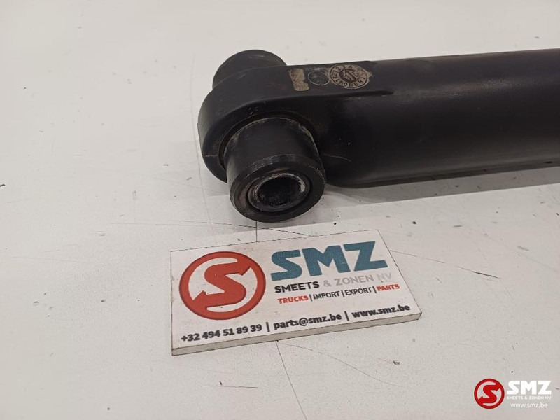 Renault Occ cabinekantelcilinder Renault - Frame/ Chassis for Truck: picture 4 Renault Occ cabinekantelcilinder Renault - Frame/ Chassis for Truck: picture 4