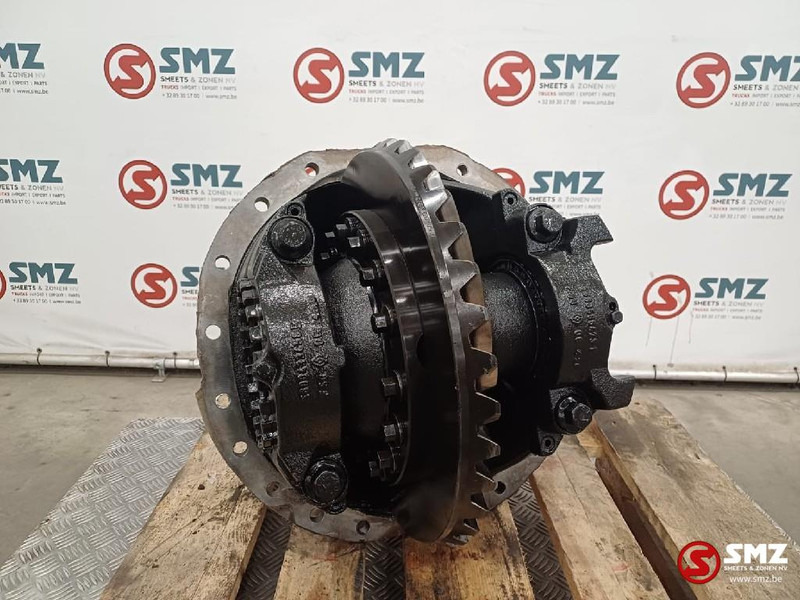 Renault Occ differentiëel P1370 Renault i = 2.85 - Differential gear for Truck: picture 3 Renault Occ differentiëel P1370 Renault i = 2.85 - Differential gear for Truck: picture 3