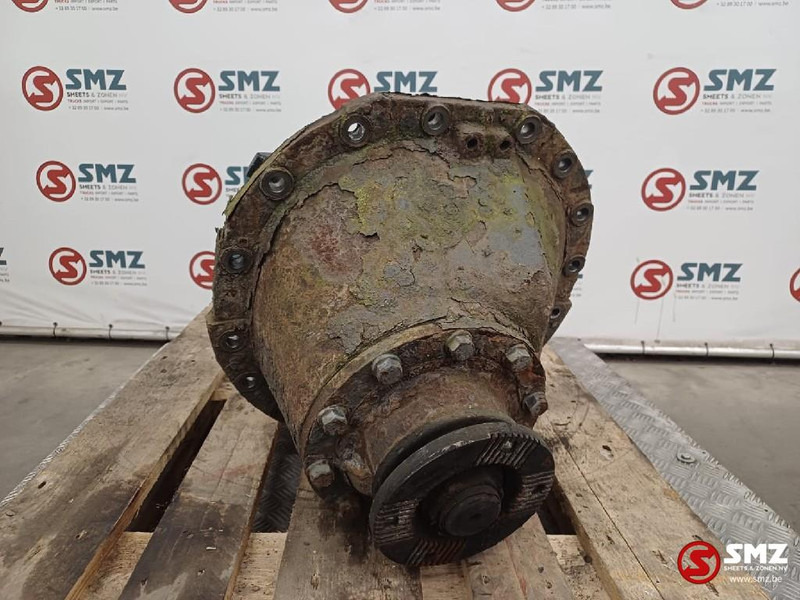 Renault Occ differentiëel P1370 Renault i = 2.85 - Differential gear for Truck: picture 4 Renault Occ differentiëel P1370 Renault i = 2.85 - Differential gear for Truck: picture 4