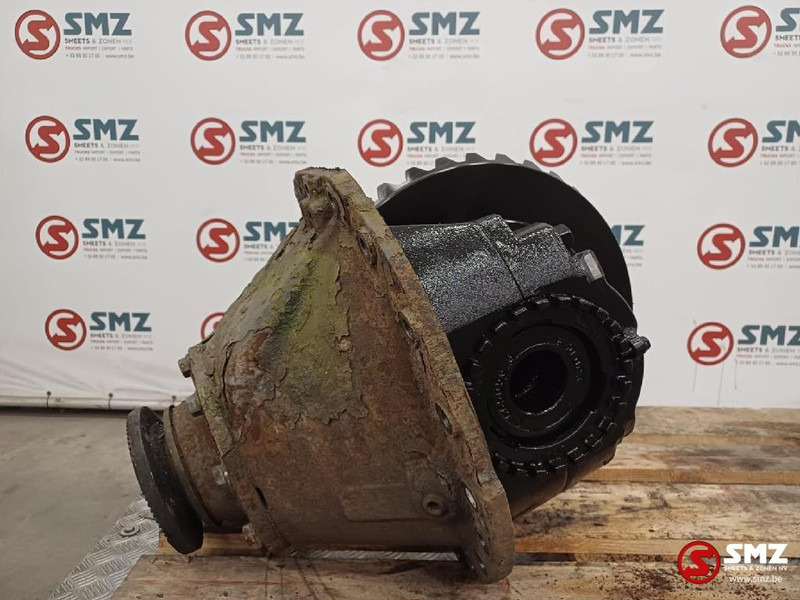 Renault Occ differentiëel P1370 Renault i = 2.85 - Differential gear for Truck: picture 2 Renault Occ differentiëel P1370 Renault i = 2.85 - Differential gear for Truck: picture 2