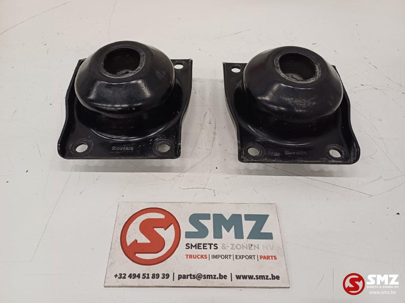 Renault Occ set motorsteunen Renault - Engine mount for Truck: picture 3 Renault Occ set motorsteunen Renault - Engine mount for Truck: picture 3