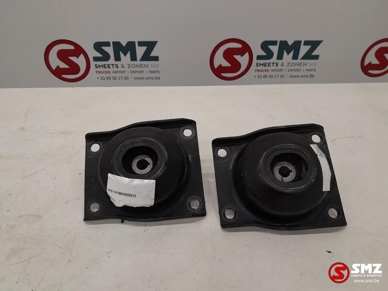 Renault Occ set motorsteunen vooraan - Engine mount for Truck: picture 3 Renault Occ set motorsteunen vooraan - Engine mount for Truck: picture 3