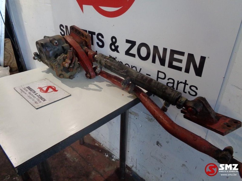 Renault Occ stuurhuis zf renault premium - Steering gear for Truck: picture 3 Renault Occ stuurhuis zf renault premium - Steering gear for Truck: picture 3