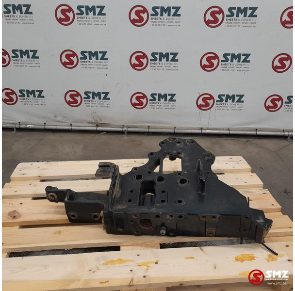 Renault Occ voorbumperbeugel links Renault - Frame/ Chassis for Truck: picture 1 Renault Occ voorbumperbeugel links Renault - Frame/ Chassis for Truck: picture 1