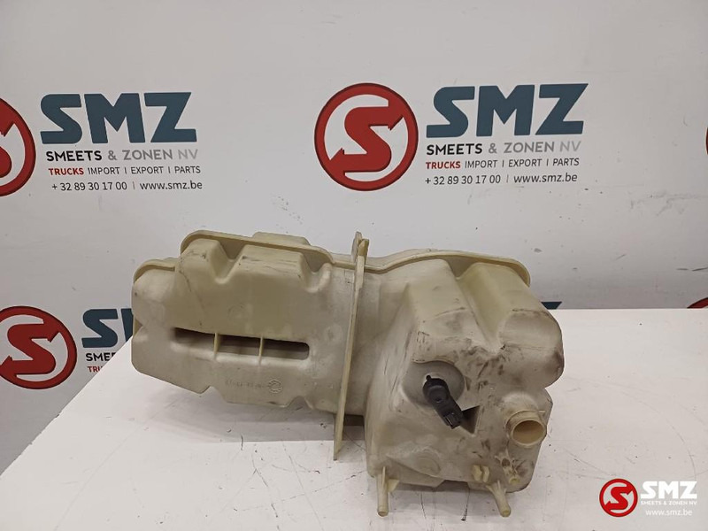 Scania Expansievat SCANIA R-series (01.04-) - Expansion tank for Truck: picture 2 Scania Expansievat SCANIA R-series (01.04-) - Expansion tank for Truck: picture 2