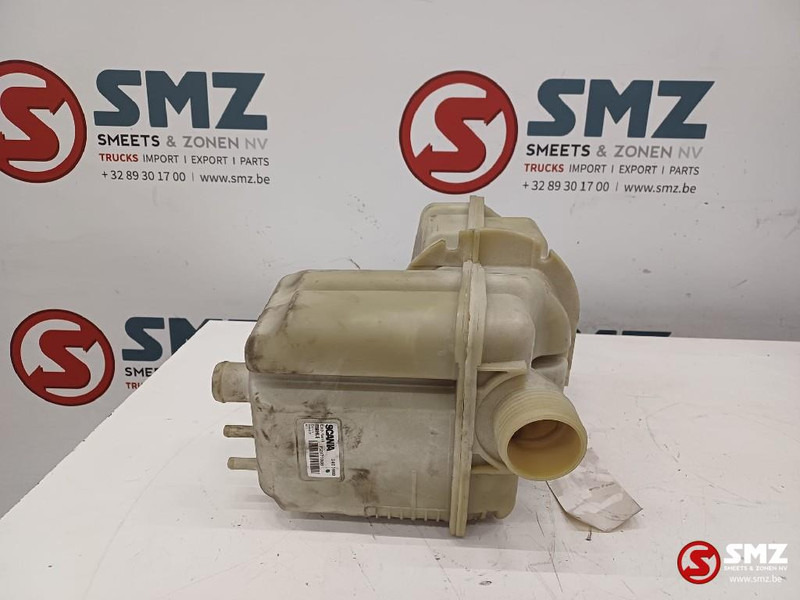 Scania Expansievat SCANIA R-series (01.04-) - Expansion tank for Truck: picture 3 Scania Expansievat SCANIA R-series (01.04-) - Expansion tank for Truck: picture 3