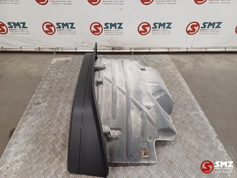 Scania Occ spatbord rechts vooraan Scania - Body and exterior for Truck: picture 3 Scania Occ spatbord rechts vooraan Scania - Body and exterior for Truck: picture 3