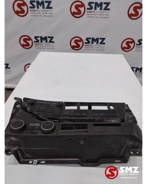 Volvo Occ bedieningspaneel radio en verwarming volvo FH4 - Cab and interior for Truck: picture 2 Volvo Occ bedieningspaneel radio en verwarming volvo FH4 - Cab and interior for Truck: picture 2