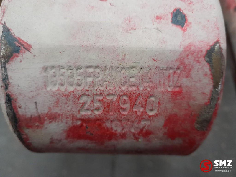 Volvo Occ set voorste bladveren met schokdempers en beug - Steel suspension for Truck: picture 5 Volvo Occ set voorste bladveren met schokdempers en beug - Steel suspension for Truck: picture 5