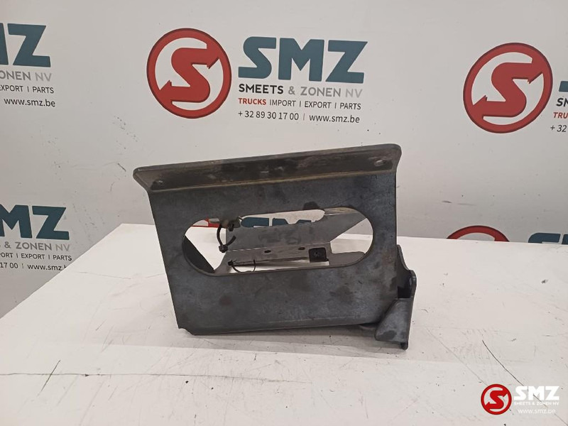 Volvo Occ spatbordsteun vooras rechtsachter Volvo - Body and exterior for Truck: picture 3 Volvo Occ spatbordsteun vooras rechtsachter Volvo - Body and exterior for Truck: picture 3
