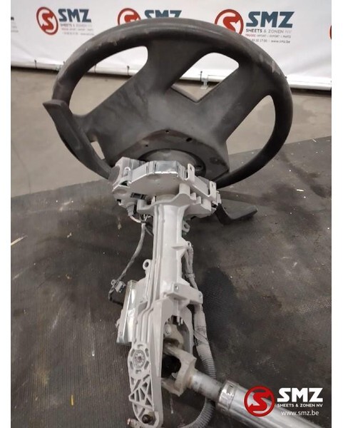Volvo Occ stuurkolom met stuur Volvo FH4 - Steering wheel for Truck: picture 2 Volvo Occ stuurkolom met stuur Volvo FH4 - Steering wheel for Truck: picture 2