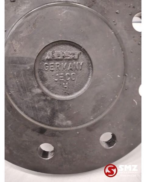 Jost Occ kingpin Jost KZ1410 - Frame/ Chassis for Truck: picture 3 Jost Occ kingpin Jost KZ1410 - Frame/ Chassis for Truck: picture 3