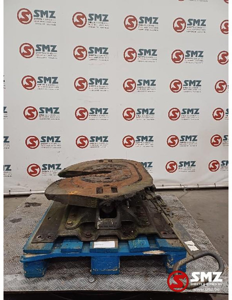 Jost Occ koppelschotel met montageplaat JSK40 JOST - Fifth wheel coupling for Truck: picture 3 Jost Occ koppelschotel met montageplaat JSK40 JOST - Fifth wheel coupling for Truck: picture 3