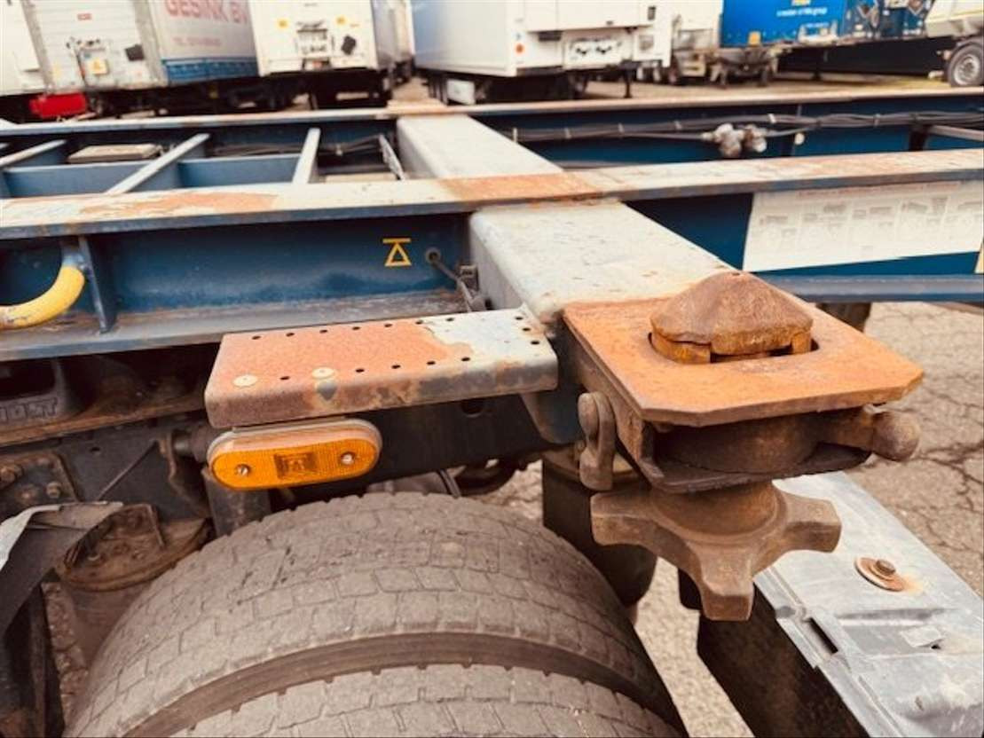 Krone Krone 20FT, SAF/Trommel, Luchtvering - Container transporter/ Swap body semi-trailer: picture 3 Krone Krone 20FT, SAF/Trommel, Luchtvering - Container transporter/ Swap body semi-trailer: picture 3