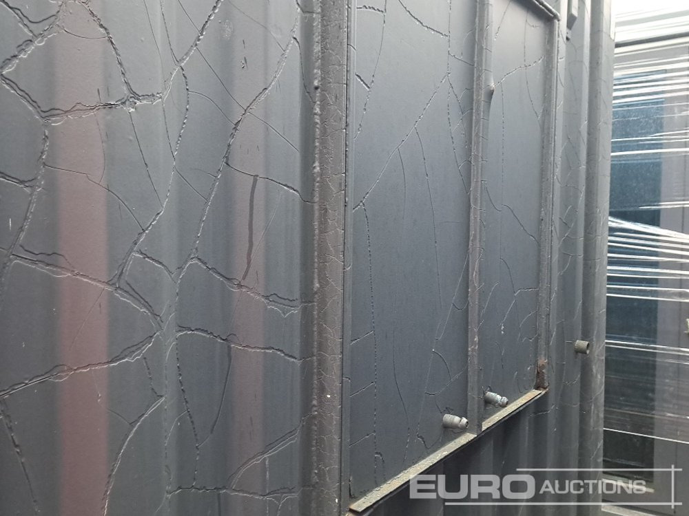 10' x 8' Site Office (Keys in Office) (Cannot Be Reconsigned) - Shipping container: picture 5 10' x 8' Site Office (Keys in Office) (Cannot Be Reconsigned) - Shipping container: picture 5