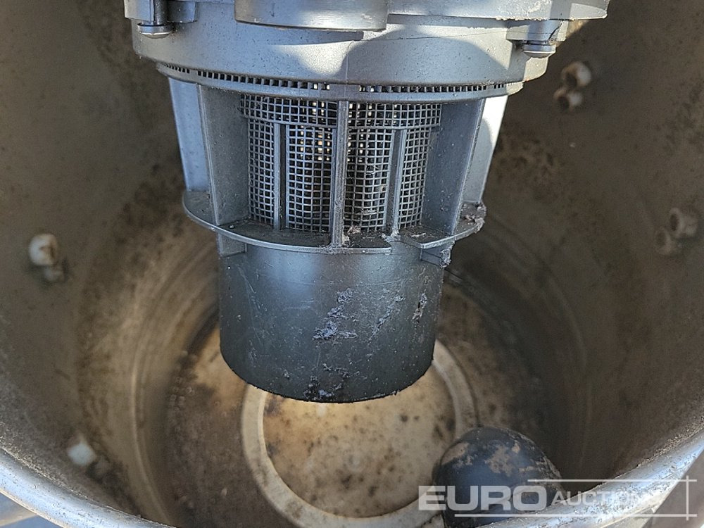 Construction equipment 110 Volt Submersible Waterpump, 110 Volt Wet/Dry Vacuum , Petrol Inverter Generator: picture 14