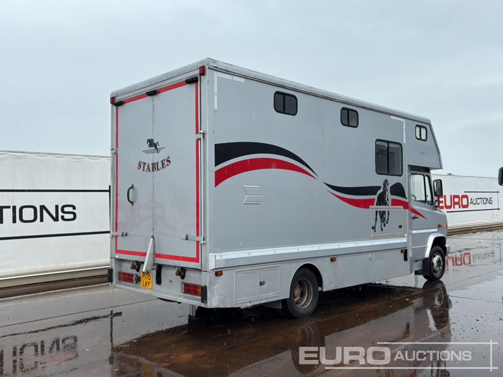 1997 Mercedes 612D - Livestock truck: picture 5 1997 Mercedes 612D - Livestock truck: picture 5