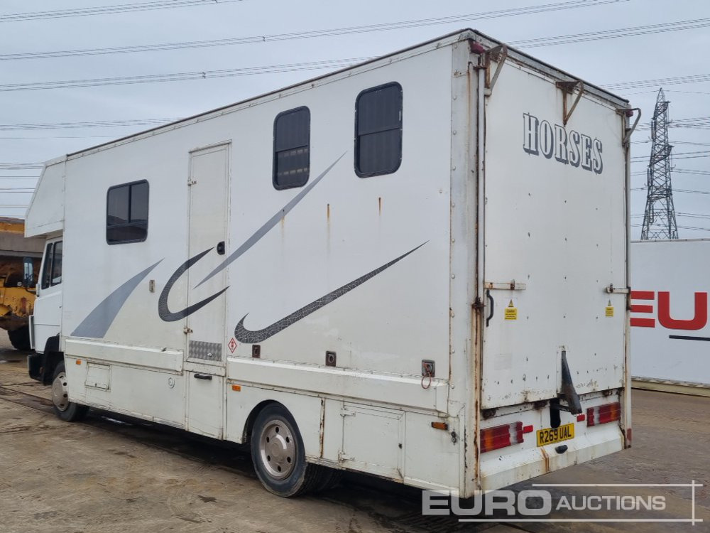 1998 Mercedes 814 - Horse truck: picture 3 1998 Mercedes 814 - Horse truck: picture 3