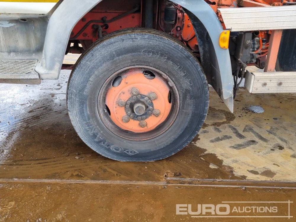 Dropside/ Flatbed truck 2004 DAF LF 45.150: picture 9