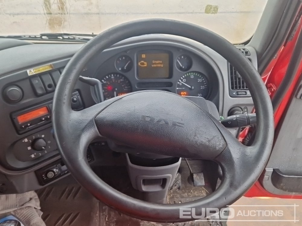 Livestock truck 2005 DAF LF45.130: picture 22