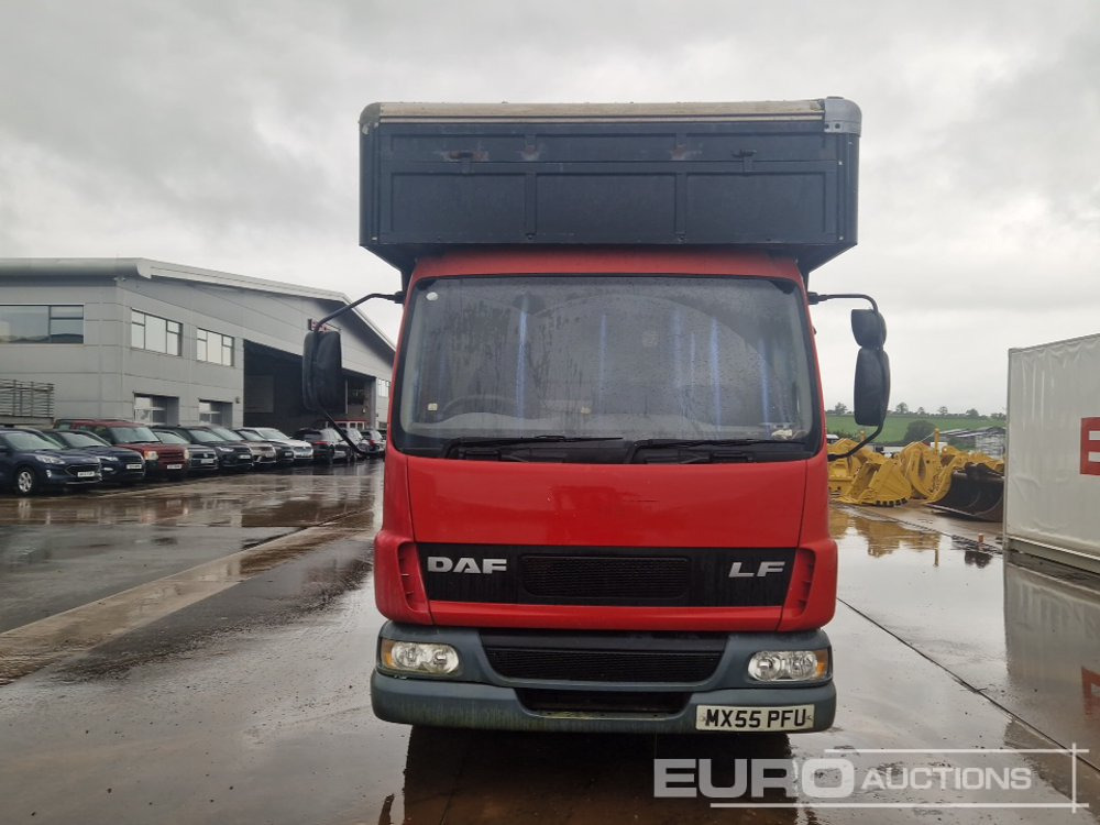 Livestock truck 2005 DAF LF45.130: picture 8