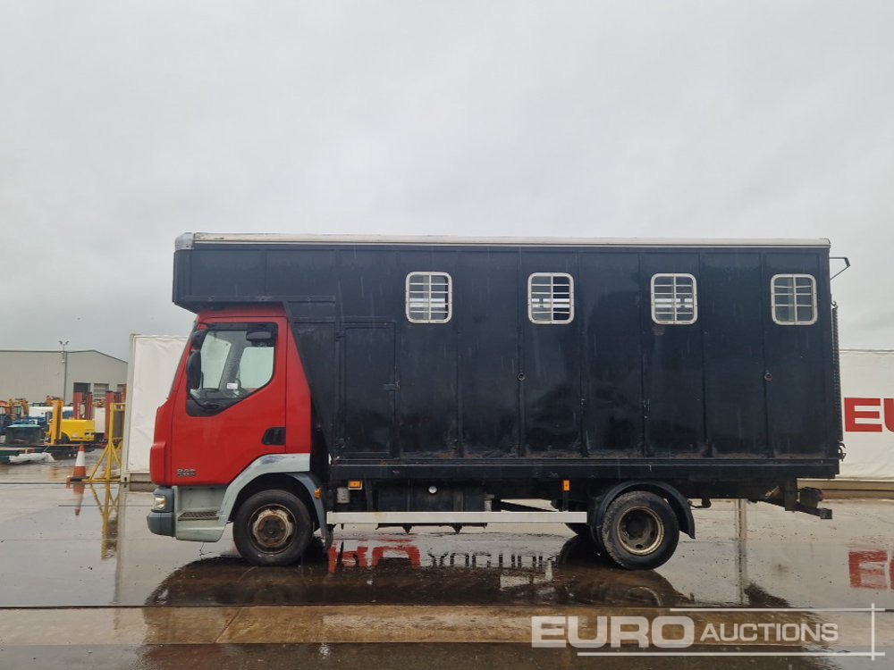2005 DAF LF45.130 - Livestock truck: picture 2 2005 DAF LF45.130 - Livestock truck: picture 2