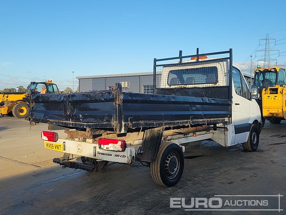 2009 Mercedes Sprinter 311 CDI - Tipper van: picture 5 2009 Mercedes Sprinter 311 CDI - Tipper van: picture 5