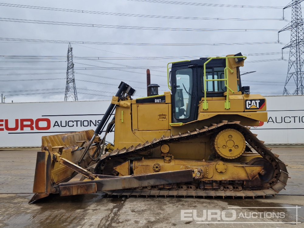 2010 CAT D6T LGP - Bulldozer: picture 2 2010 CAT D6T LGP - Bulldozer: picture 2