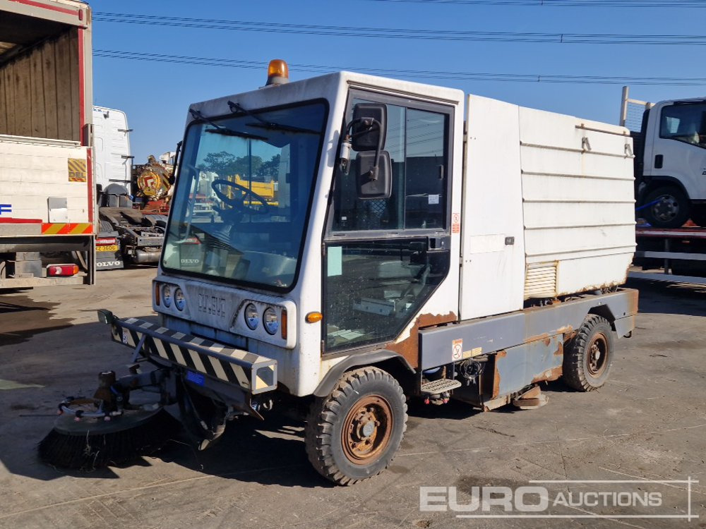 2010 Duleuo 200 QUATTRO - Road sweeper: picture 1 2010 Duleuo 200 QUATTRO - Road sweeper: picture 1