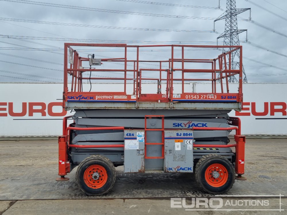 2010 SkyJack SJ8841 - Aerial platform: picture 2 2010 SkyJack SJ8841 - Aerial platform: picture 2