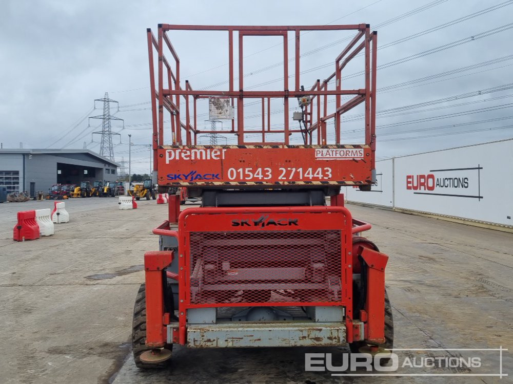 2010 SkyJack SJ8841 - Aerial platform: picture 4 2010 SkyJack SJ8841 - Aerial platform: picture 4