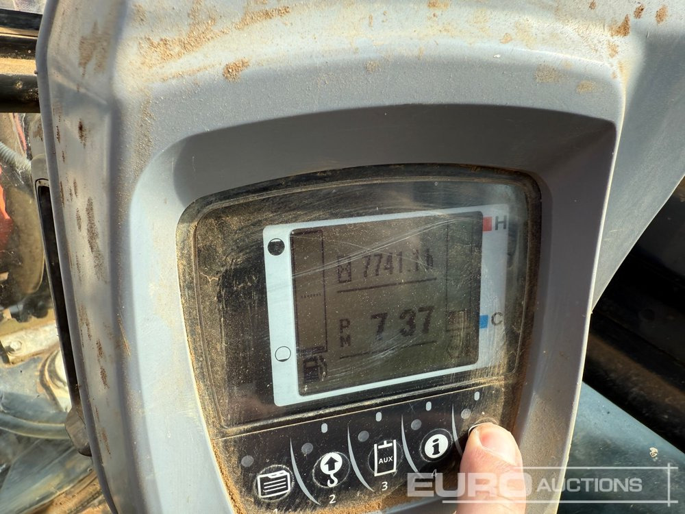 2011 Kubota U55-4 - Mini excavator: picture 4 2011 Kubota U55-4 - Mini excavator: picture 4