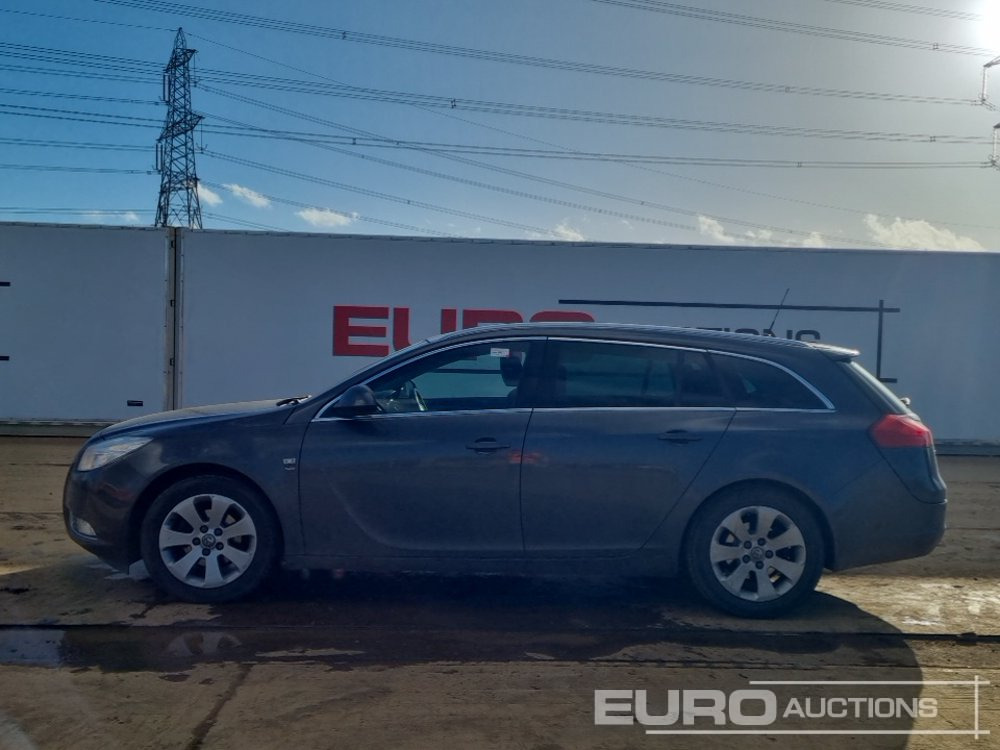 2011 Vauxhall Insignia - Car: picture 2 2011 Vauxhall Insignia - Car: picture 2