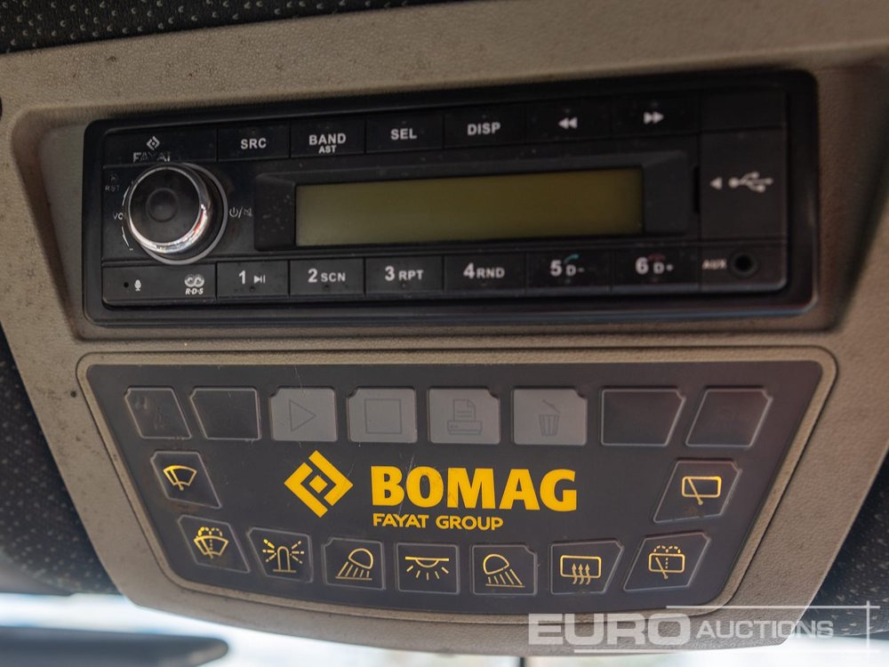 Roller 2013 Bomag BW151AD: picture 9