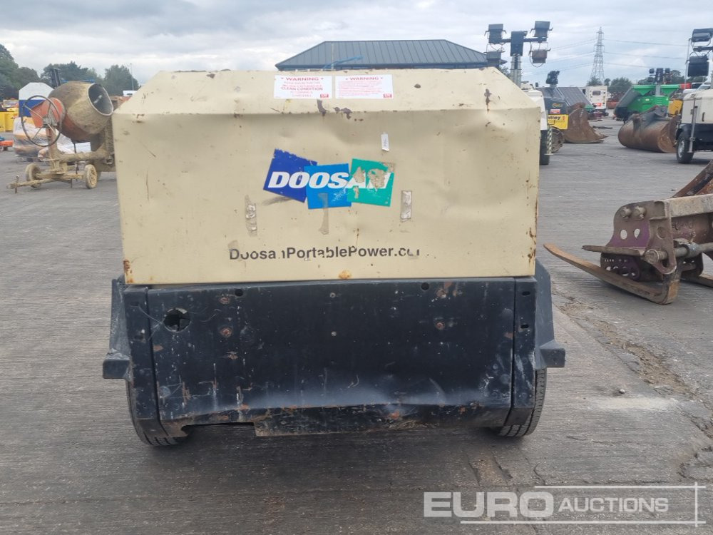 2013 Doosan 741 - Air compressor: picture 4 2013 Doosan 741 - Air compressor: picture 4