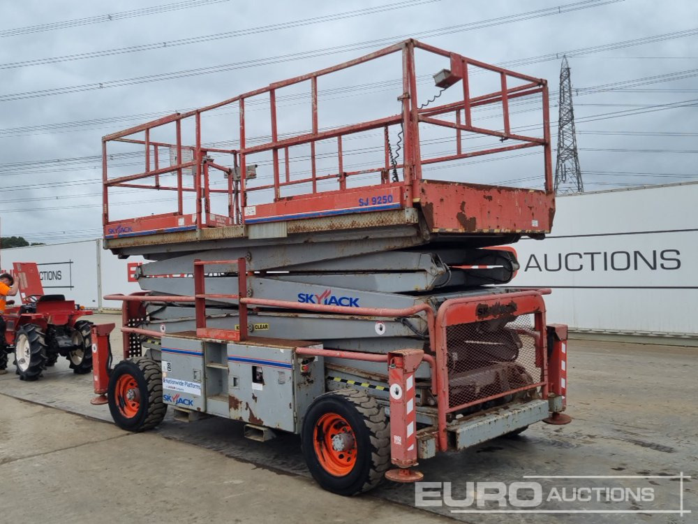 2013 SkyJack SJ9250 - Aerial platform: picture 3 2013 SkyJack SJ9250 - Aerial platform: picture 3