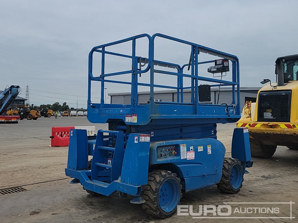 2014 Haulotte Compact 12DX - Aerial platform: picture 5 2014 Haulotte Compact 12DX - Aerial platform: picture 5