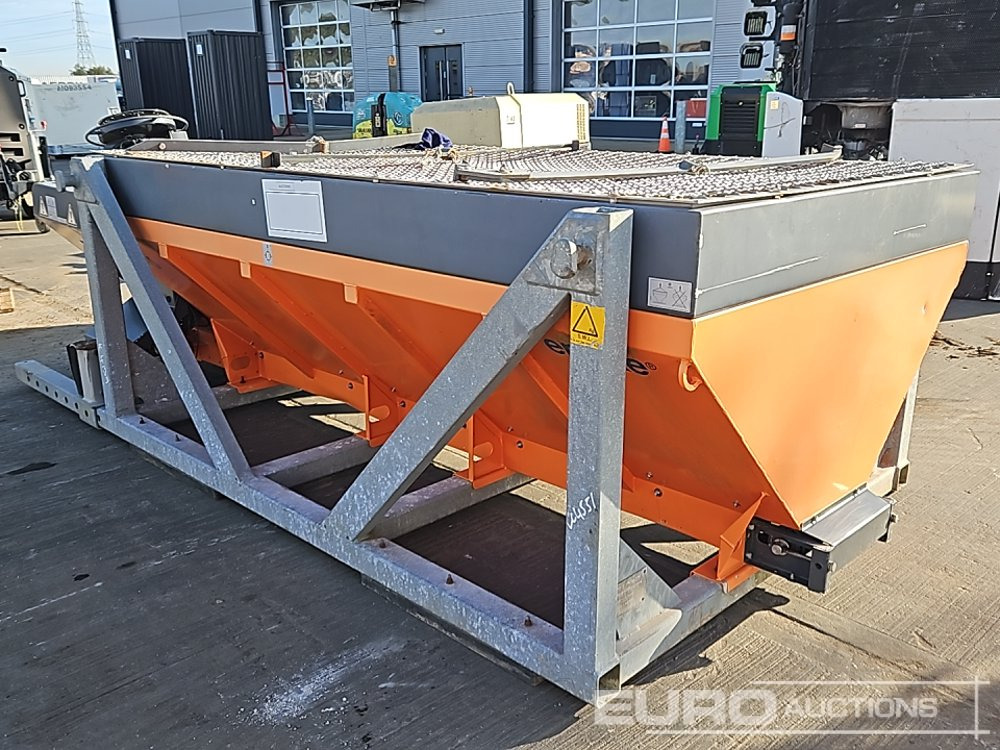 2015 Epoke S2400ESR - Sand/ Salt spreader: picture 1 2015 Epoke S2400ESR - Sand/ Salt spreader: picture 1