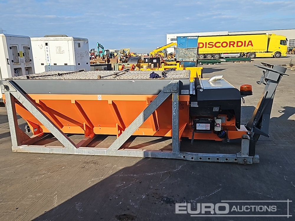 2015 Epoke S2400ESR - Sand/ Salt spreader: picture 4 2015 Epoke S2400ESR - Sand/ Salt spreader: picture 4