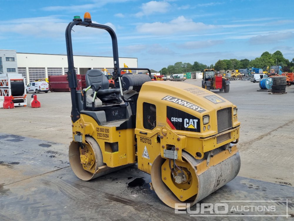 Roller 2016 CAT CB24B: picture 7