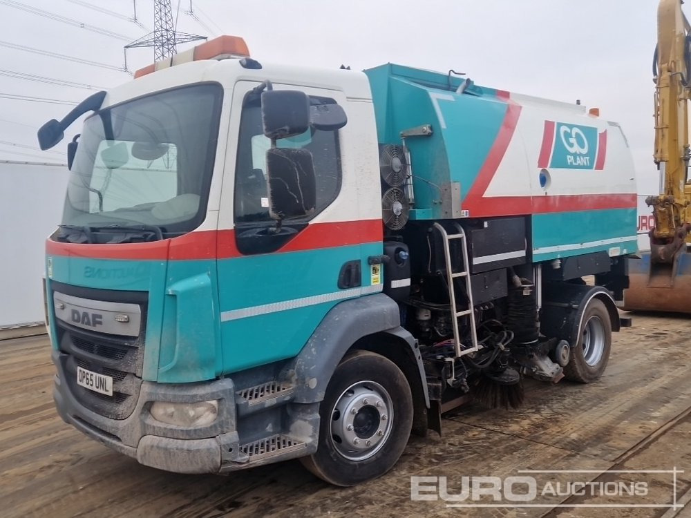 2016 DAF LF55.220 - Road sweeper: picture 1 2016 DAF LF55.220 - Road sweeper: picture 1