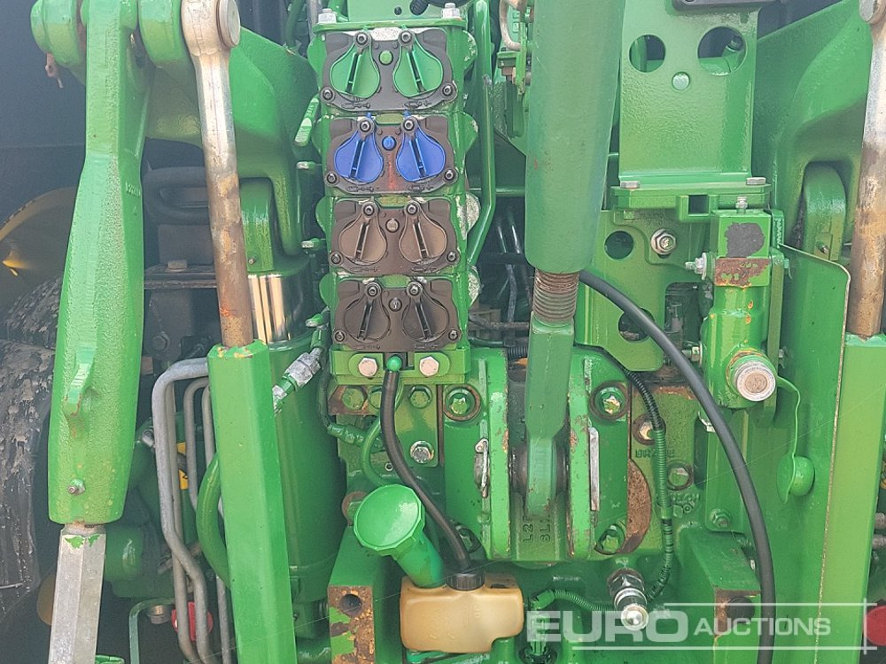 Farm tractor 2016 John Deere 6145R: picture 19