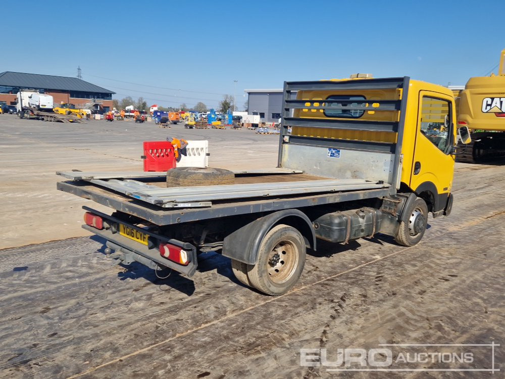 2016 Nissan Cabstar 35.14 - Dropside/ Flatbed truck: picture 5 2016 Nissan Cabstar 35.14 - Dropside/ Flatbed truck: picture 5